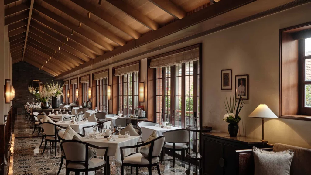 Salle du Comptoir de Pierre Gagnaire au Capella Shanghai
